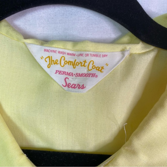 Vintage Yellow Flower Embroidered House Coat Dress Lg - Picture 5 of 5